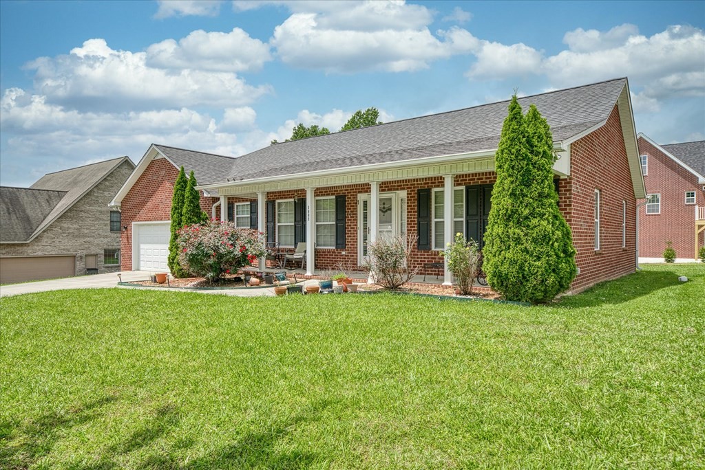 1234 Buckingham Place Cookeville TN 38501