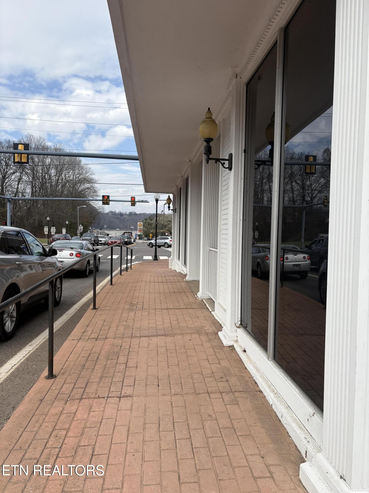 100 E Race Street Kingston TN 37763