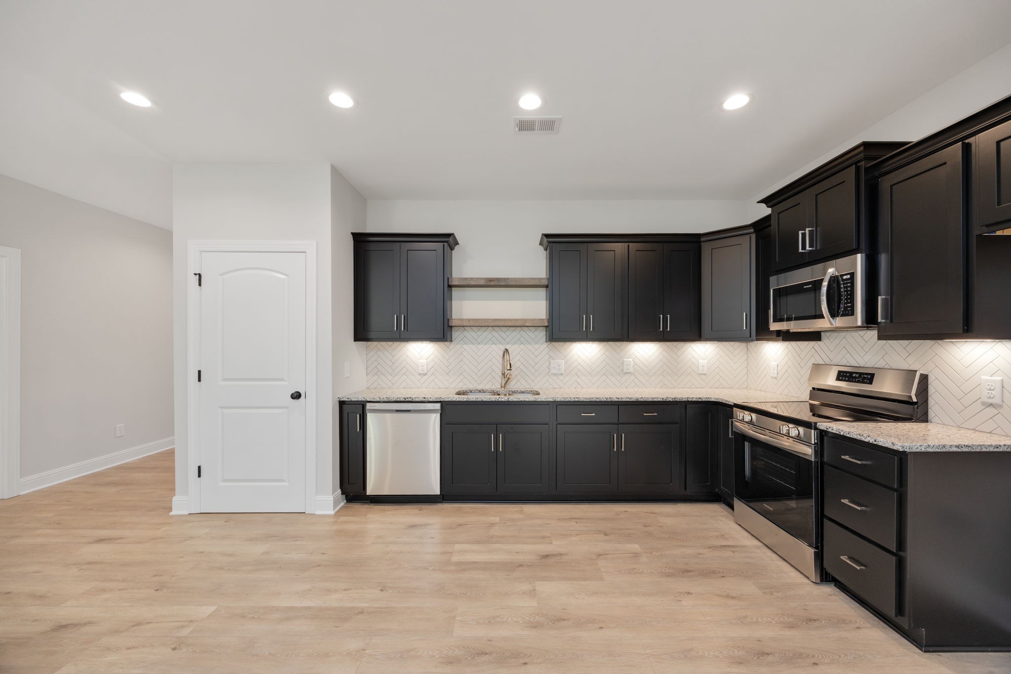 2033 Rylee Way Greenbrier TN 37073