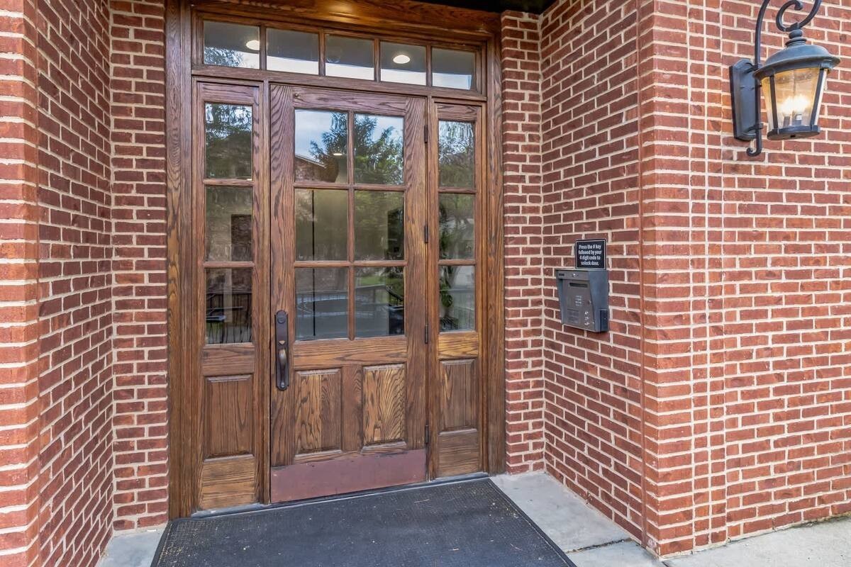 210 30th Ave, N Nashville TN 37203