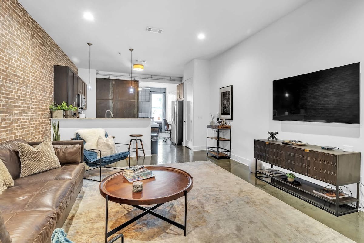 210 30th Ave, N Nashville TN 37203