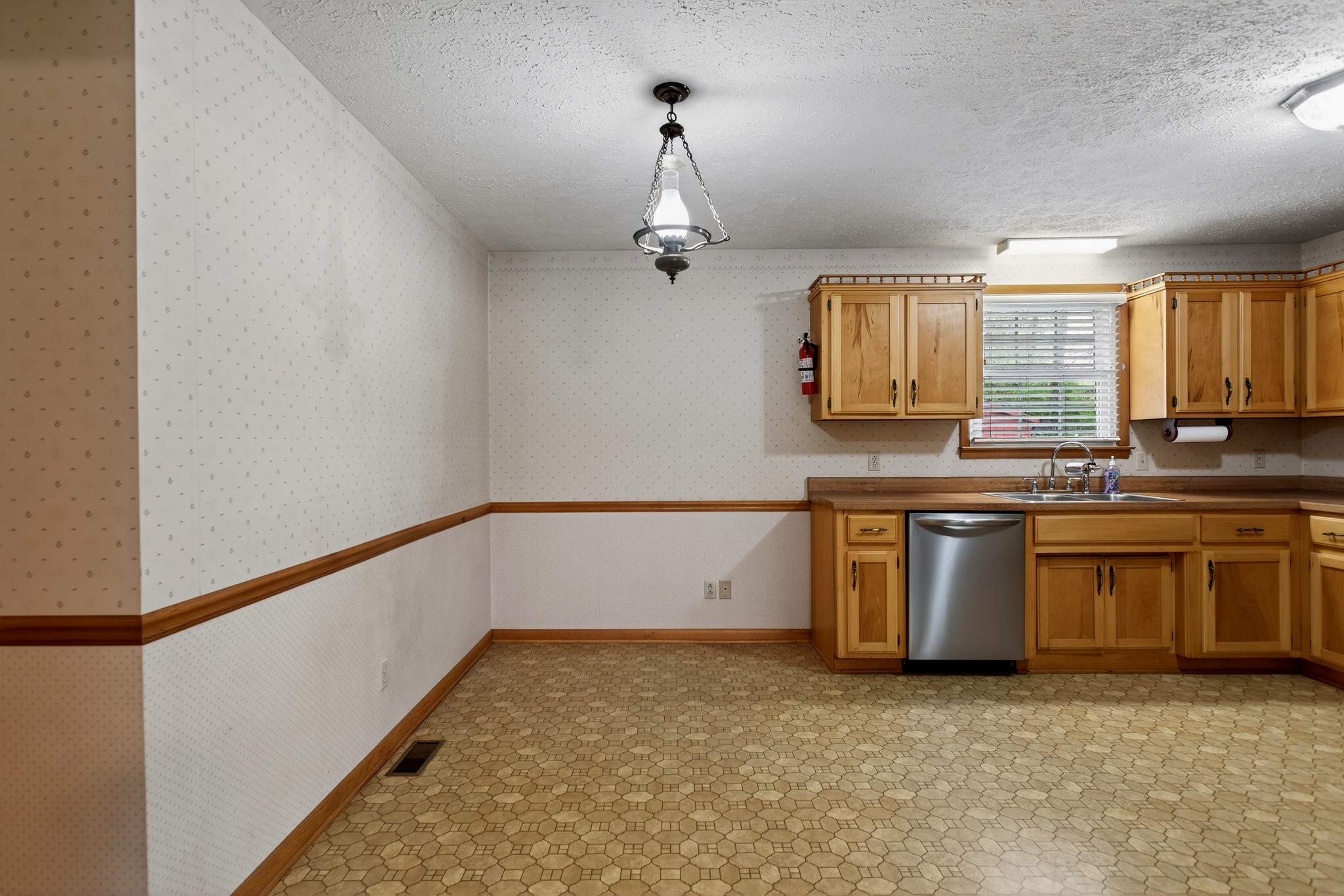 832 New Shackle Island Road Hendersonville TN 37075