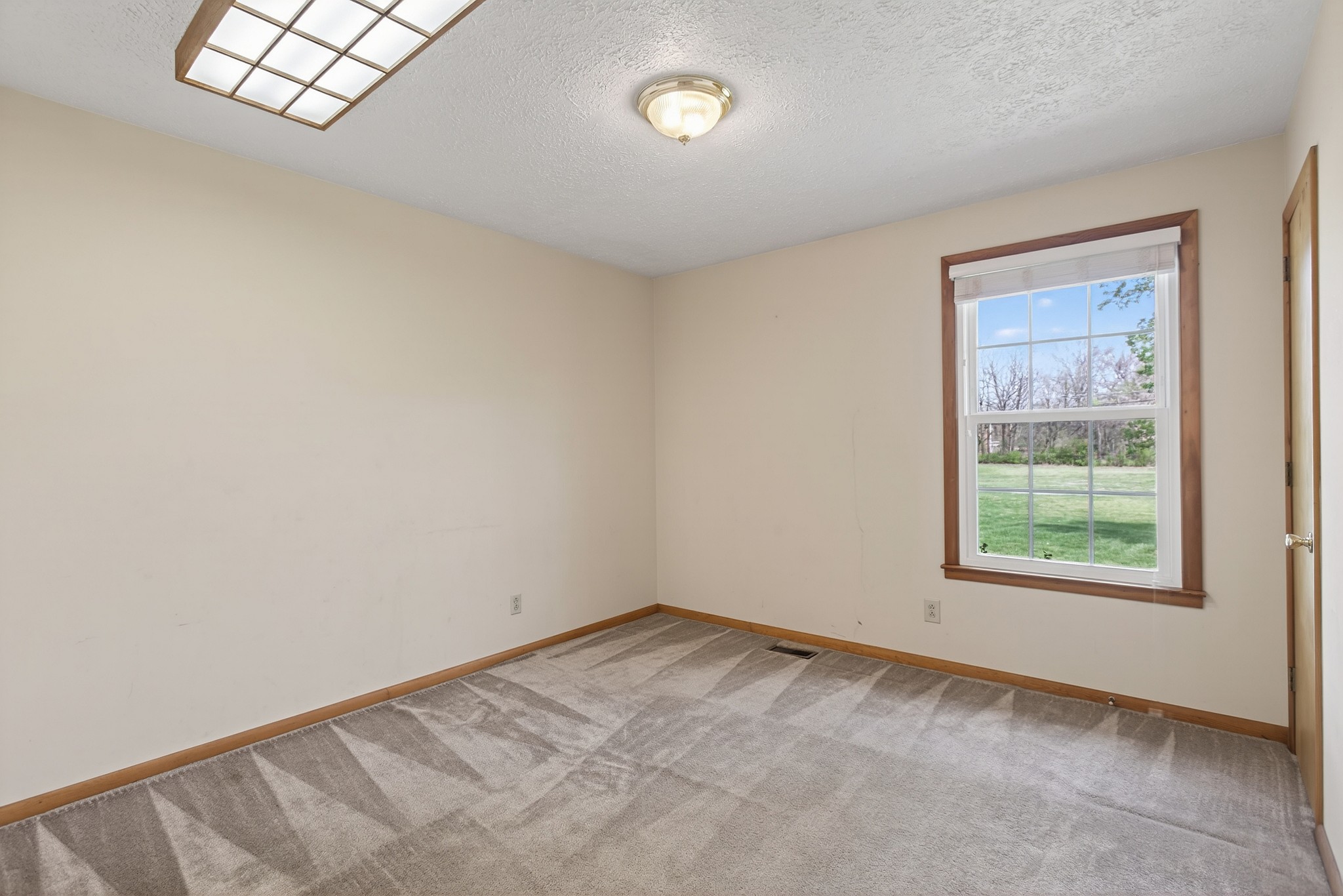 832 New Shackle Island Road Hendersonville TN 37075