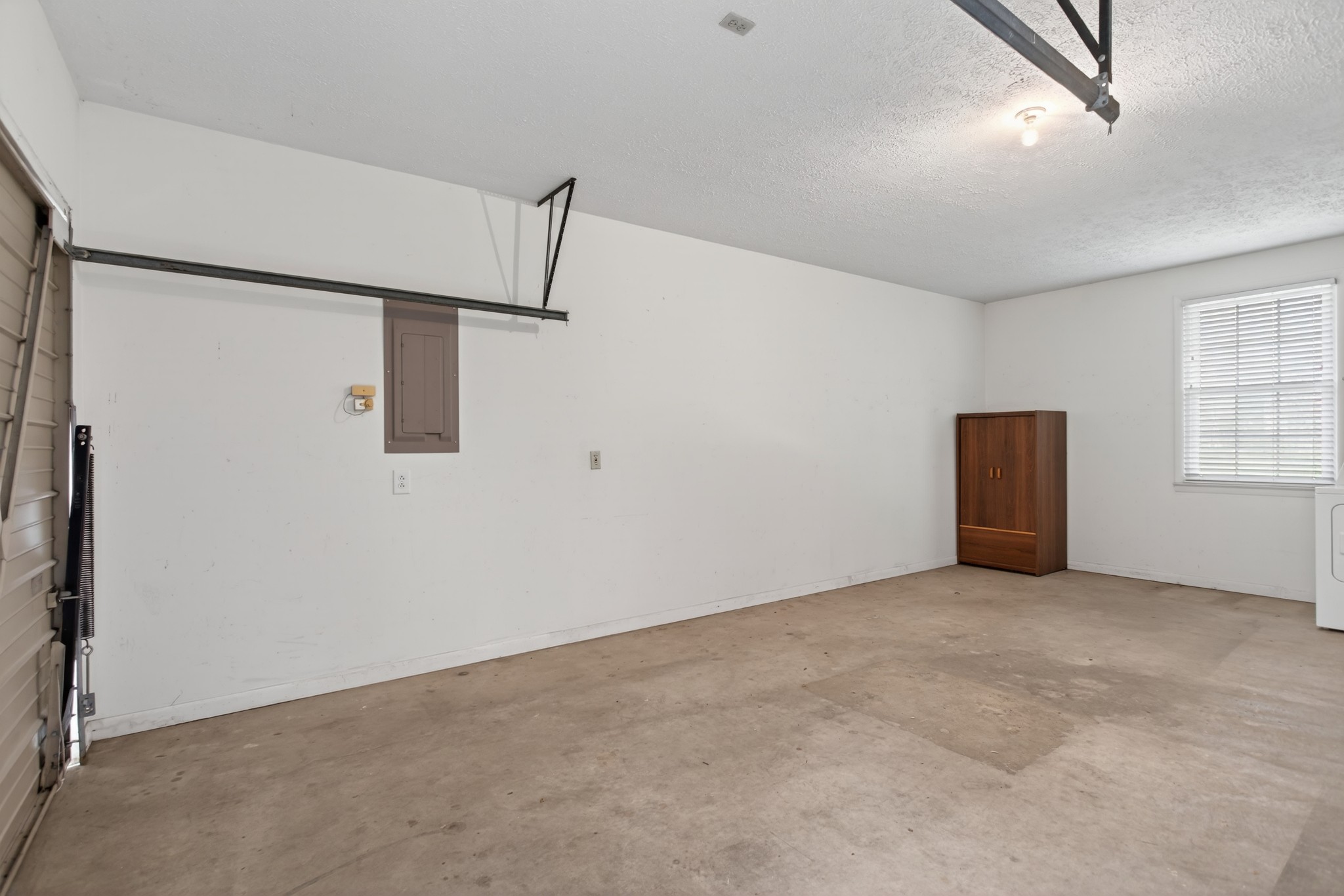 832 New Shackle Island Road Hendersonville TN 37075