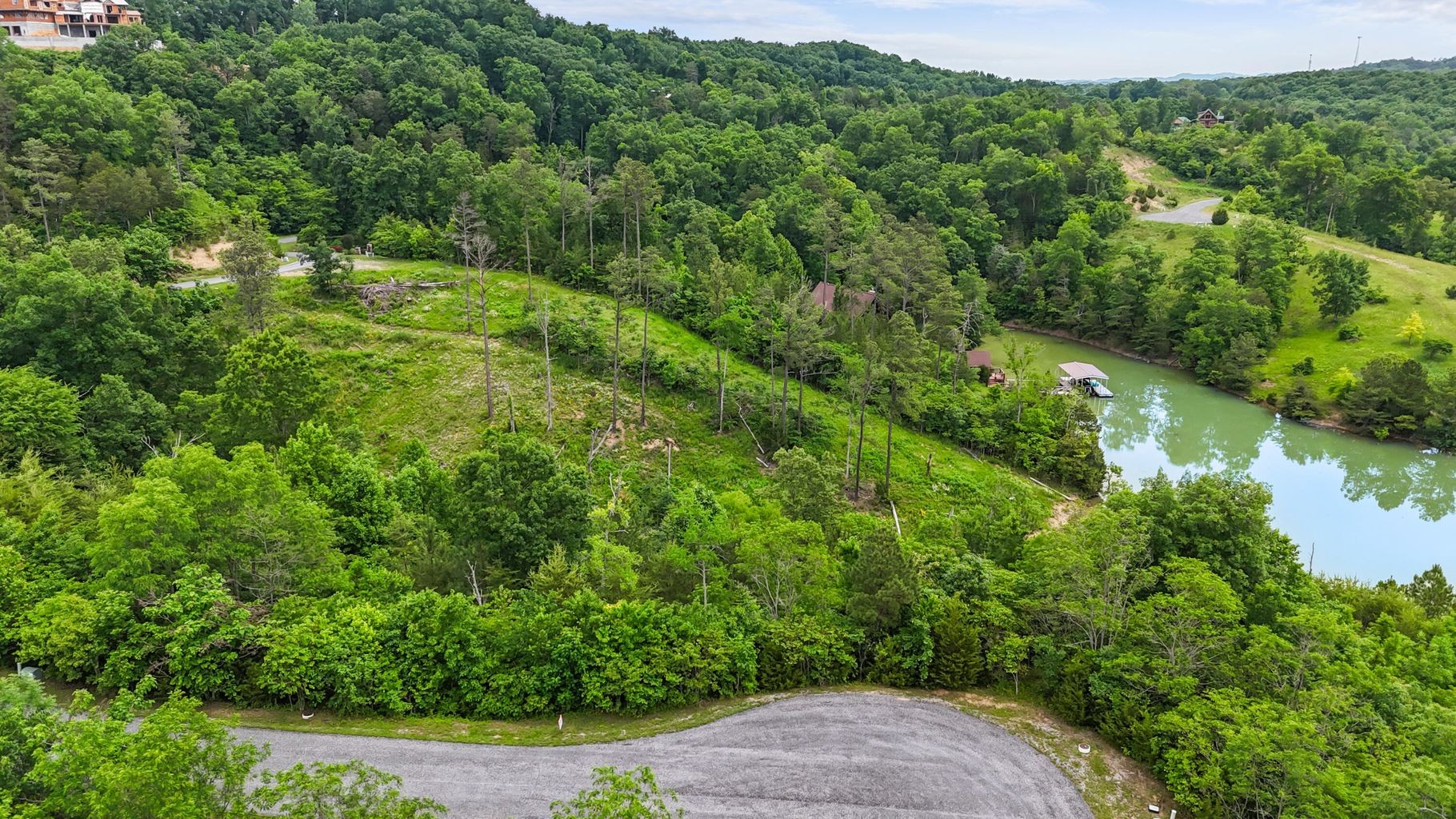 27 Stone Shore Way Dandridge TN 37725