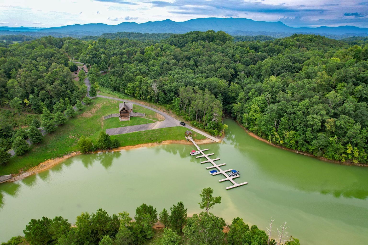27 Stone Shore Way Dandridge TN 37725