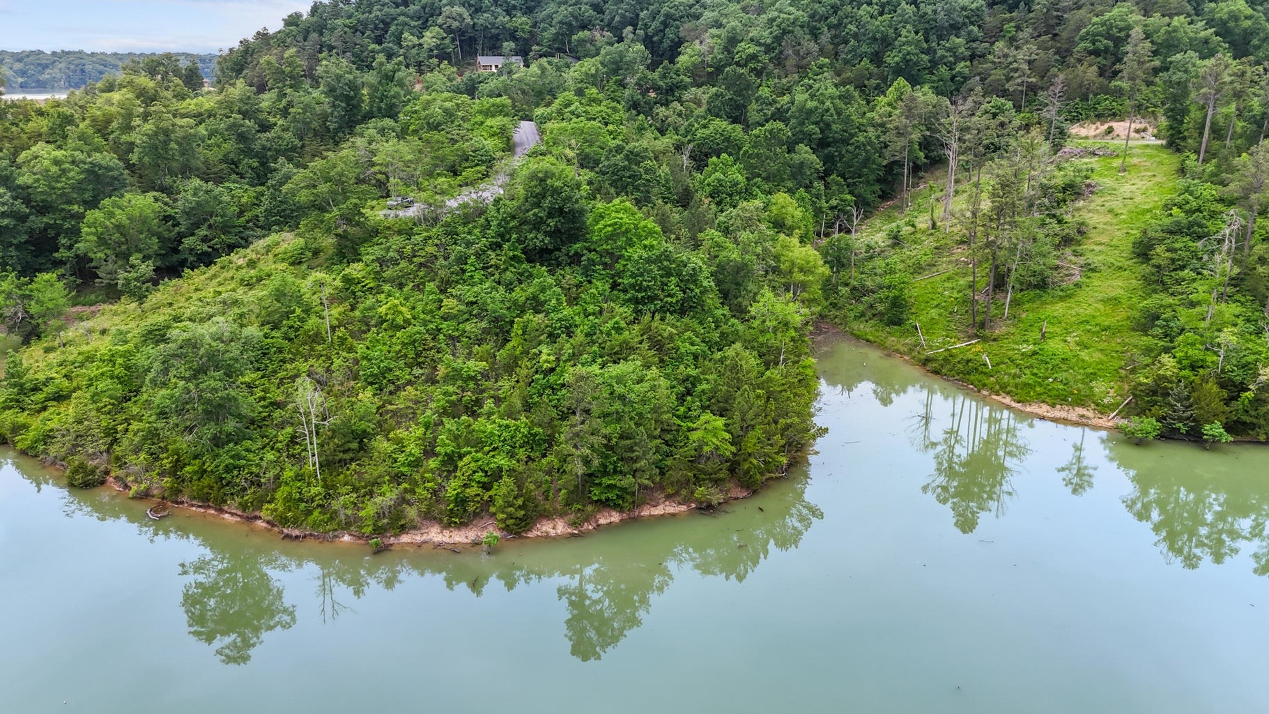 27 Stone Shore Way Dandridge TN 37725