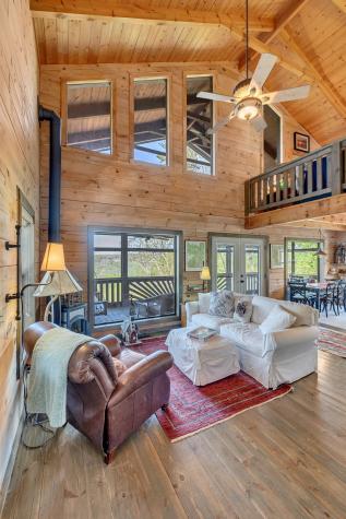 1841 Laurel Lake Drive Monteagle TN 37356