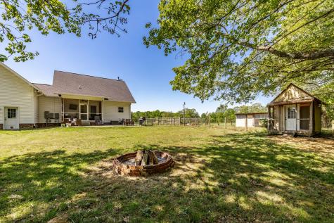 237 Lear Road Portland TN 37148