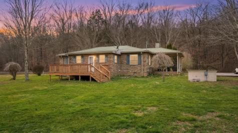 7610 Sr 50 Pelham TN 37366