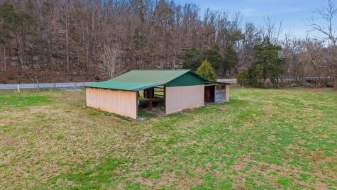 7610 Sr 50 Pelham TN 37366