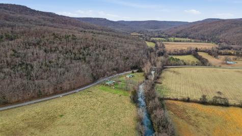 7610 Sr 50 Pelham TN 37366