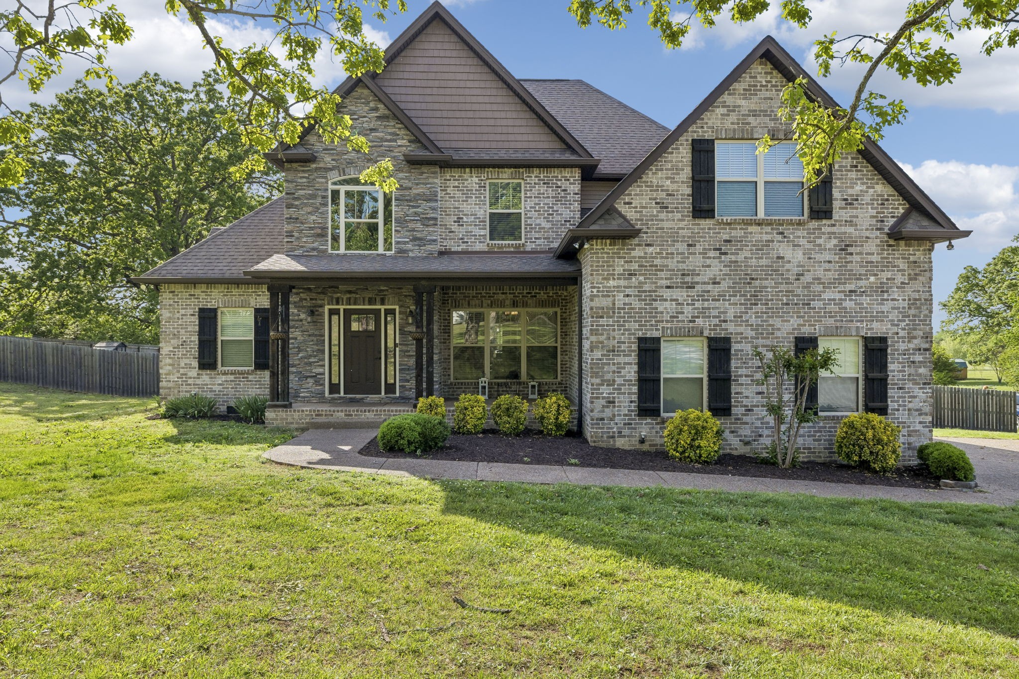 402 Lovers Lane Lebanon TN 37087