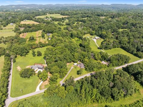 6653 Pinkston Road College Grove TN 37046