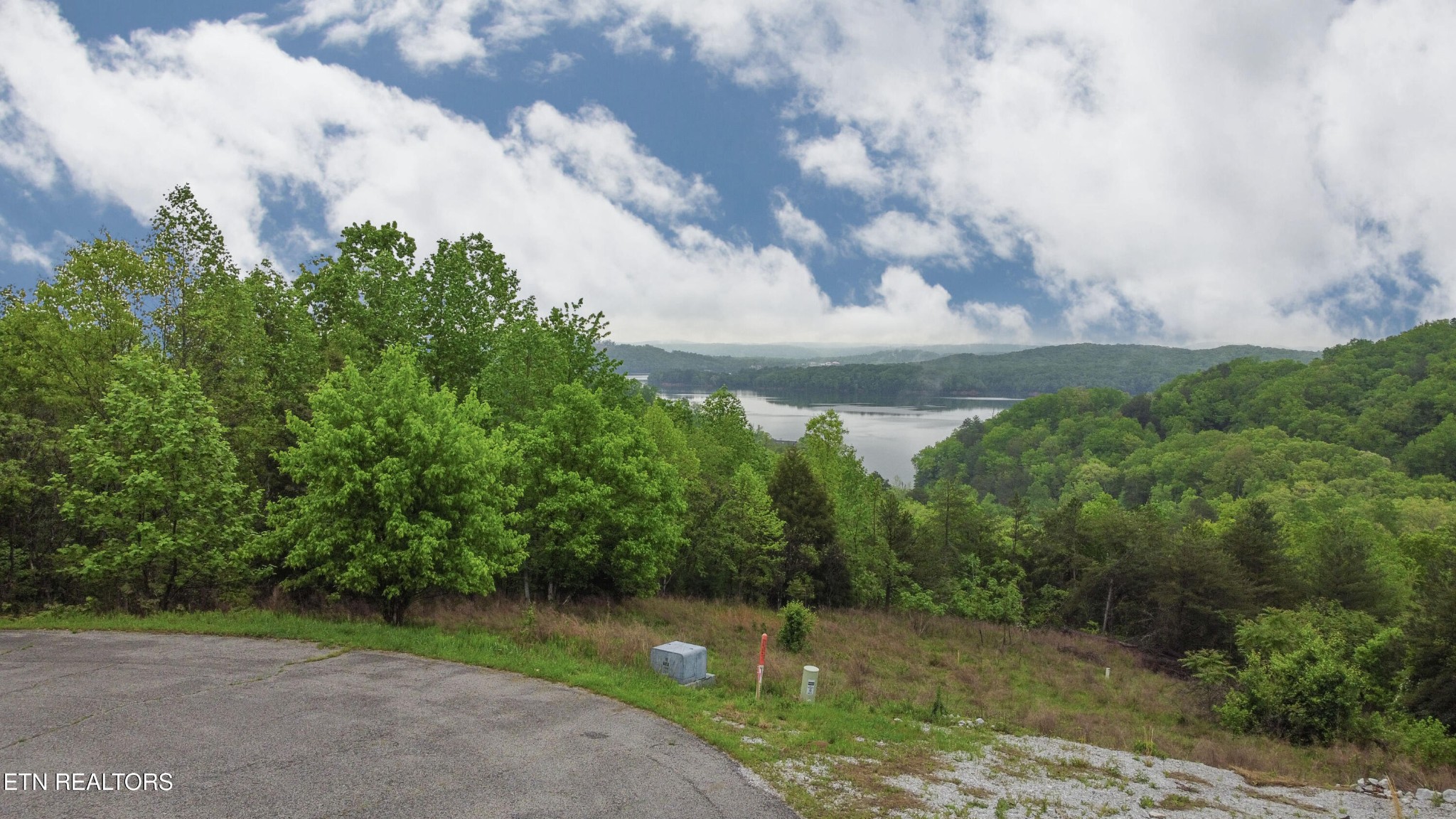 406 Flint Ridge Road Rockwood TN 37854