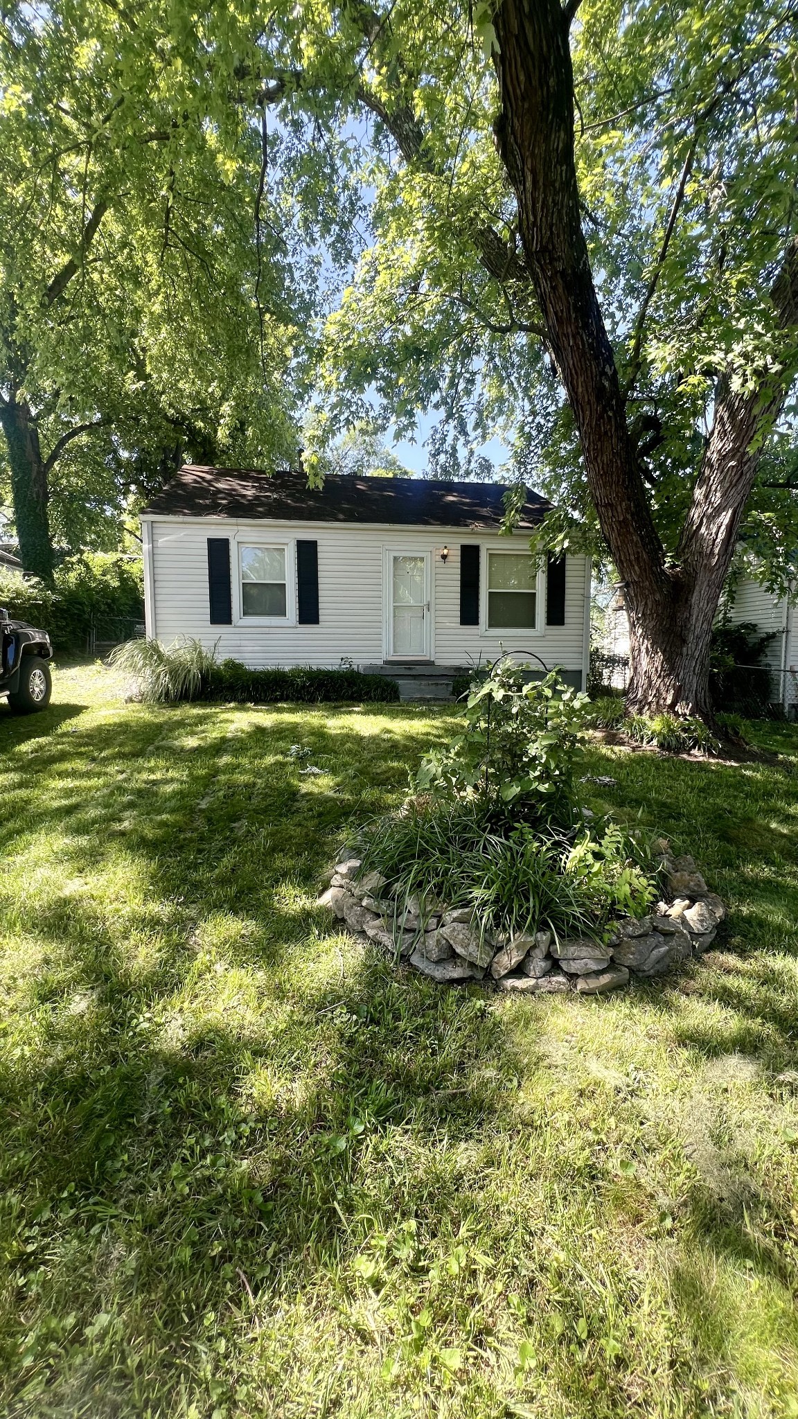 196 Queen Avenue Nashville TN 37207