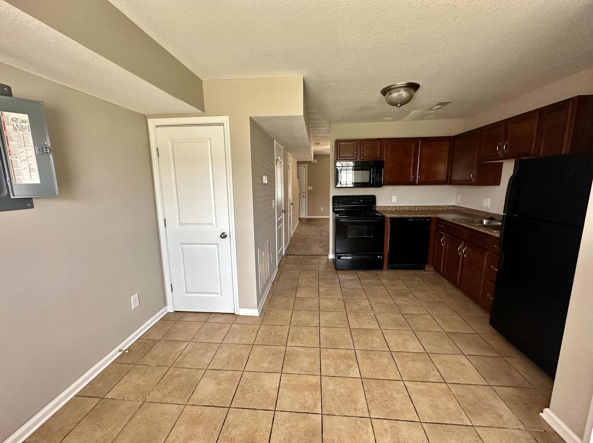 855 Tracy Lane Clarksville TN 37040