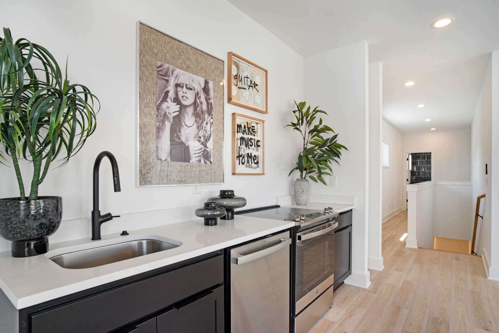 807 Buchanan Street Nashville TN 37208