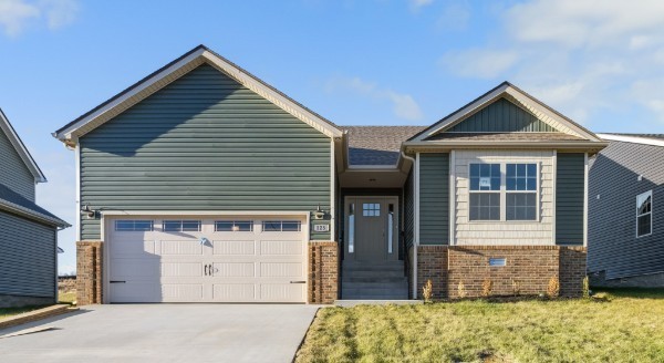 125 Ardell Drive Clarksville TN 37040