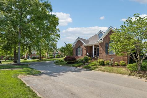 1712 Fieldcrest Circle Franklin TN 37064
