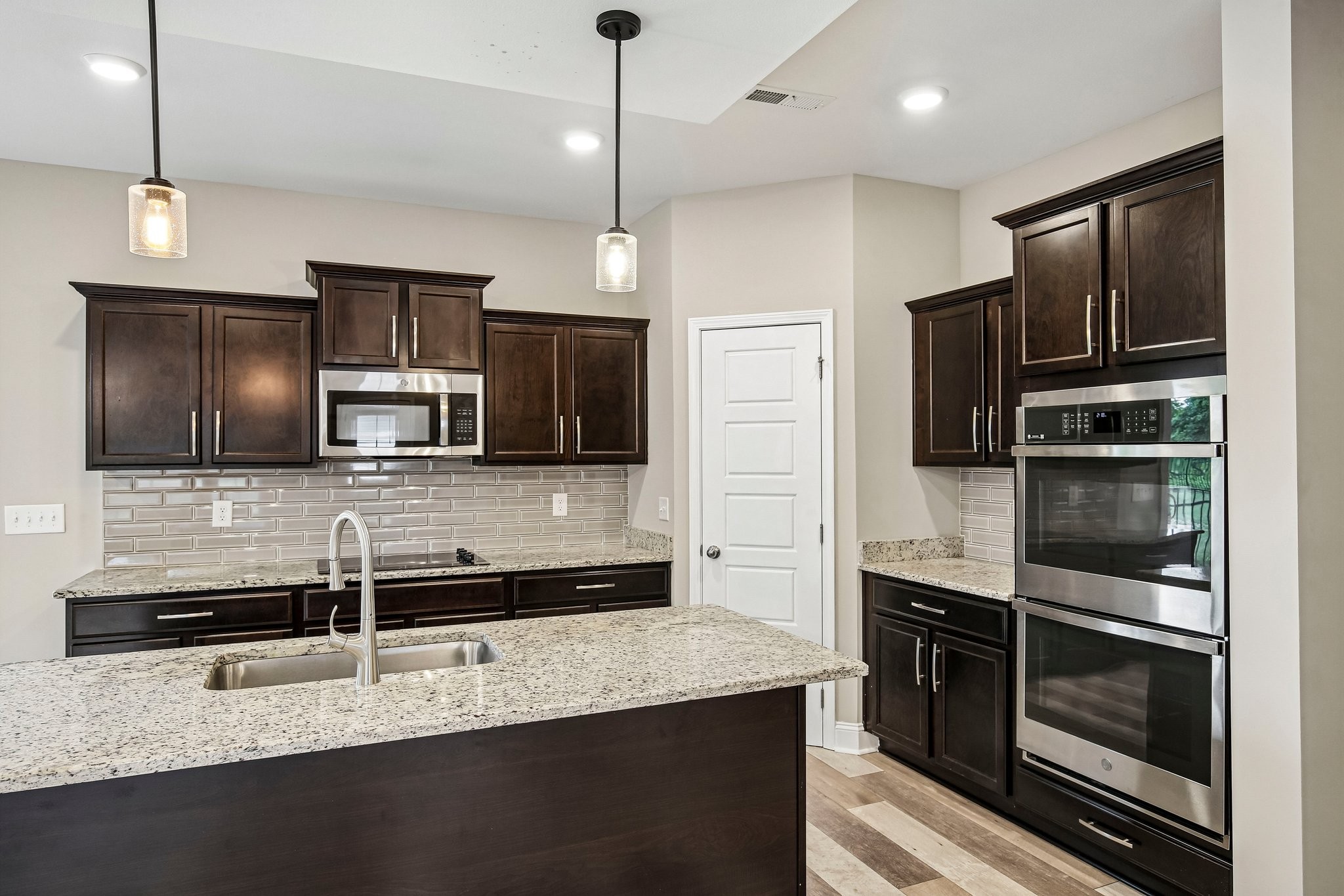 4042 Fort Sumter Drive Clarksville TN 37042