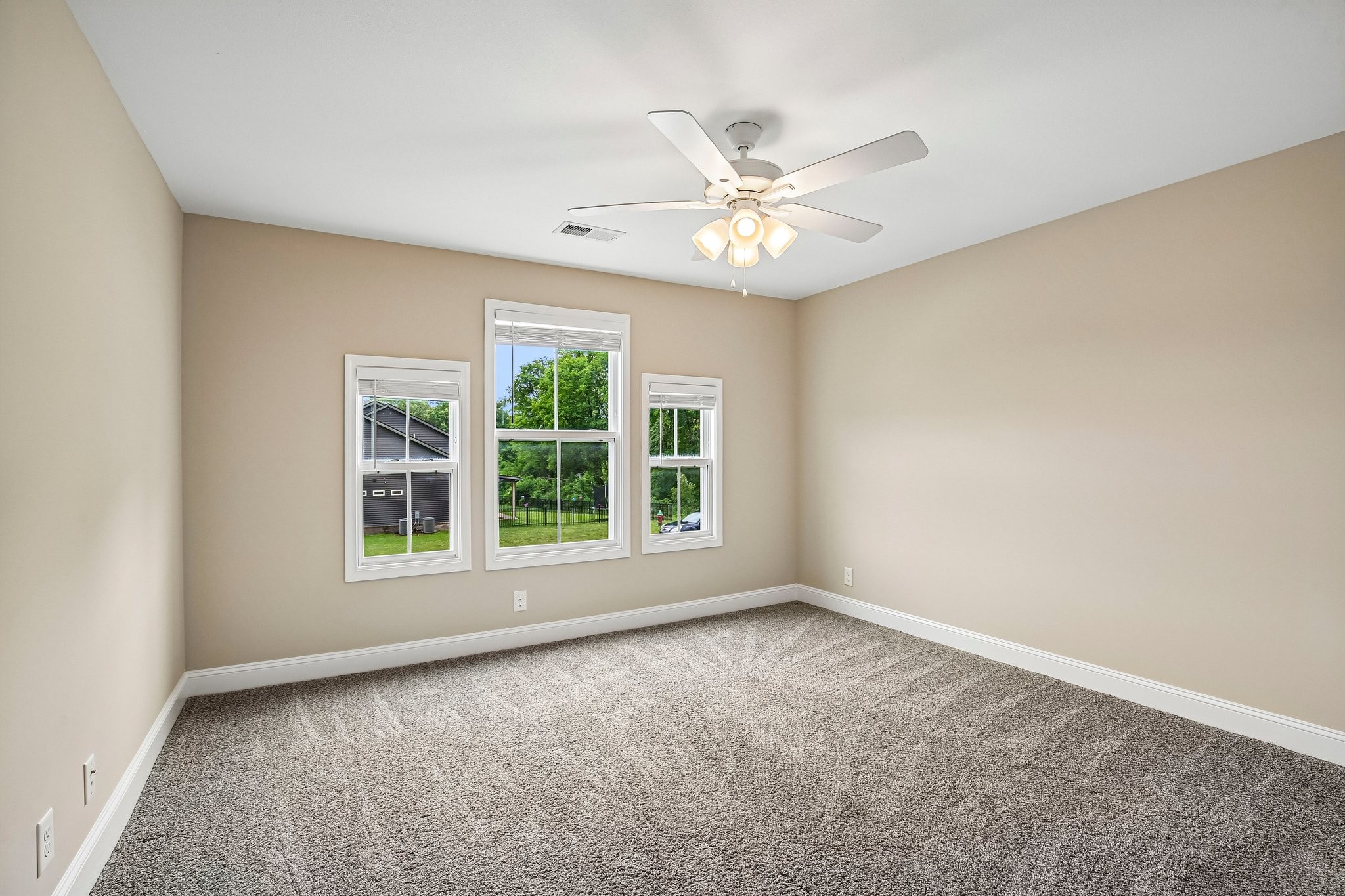 4042 Fort Sumter Drive Clarksville TN 37042