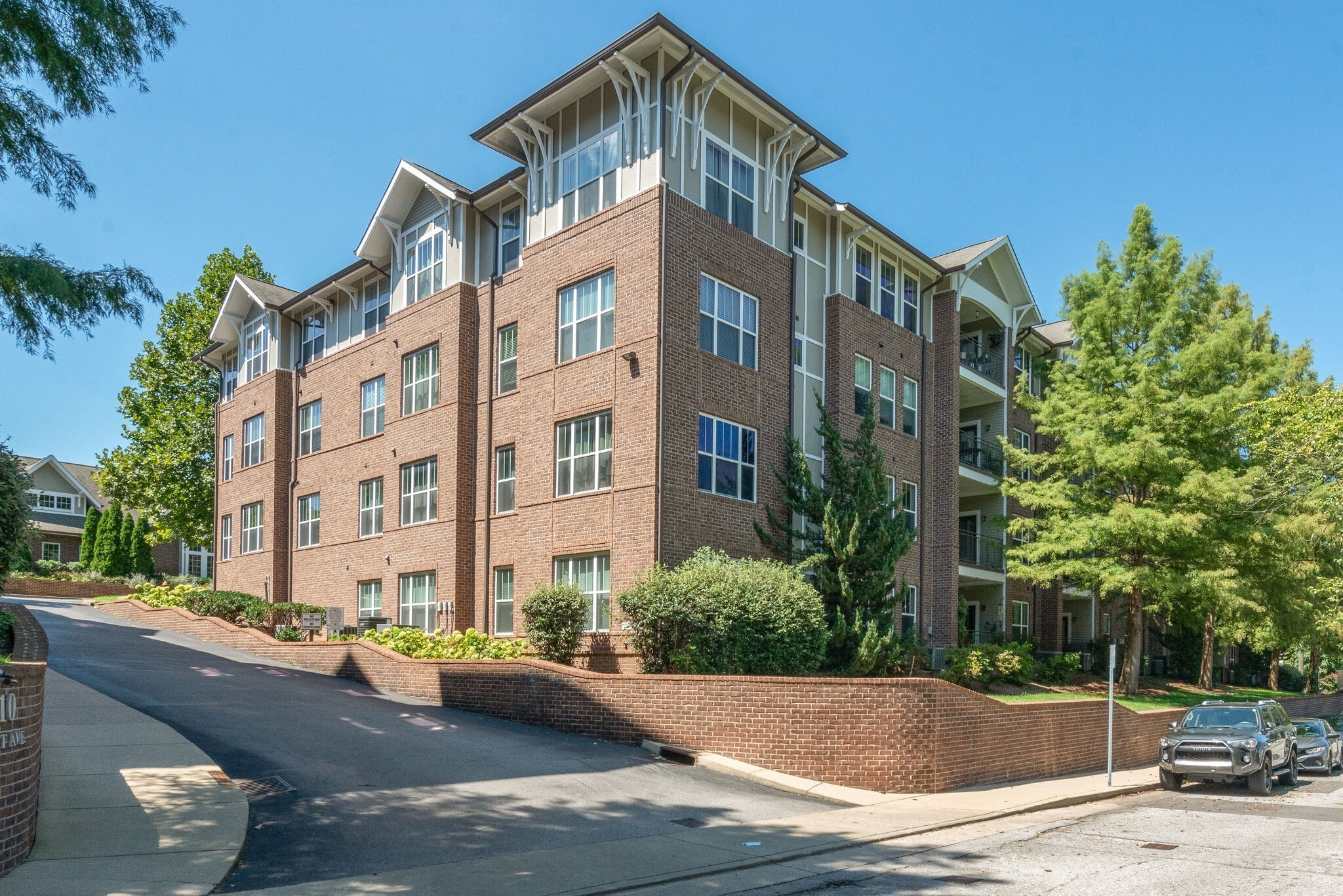 2310 Elliott Avenue Nashville TN 37204
