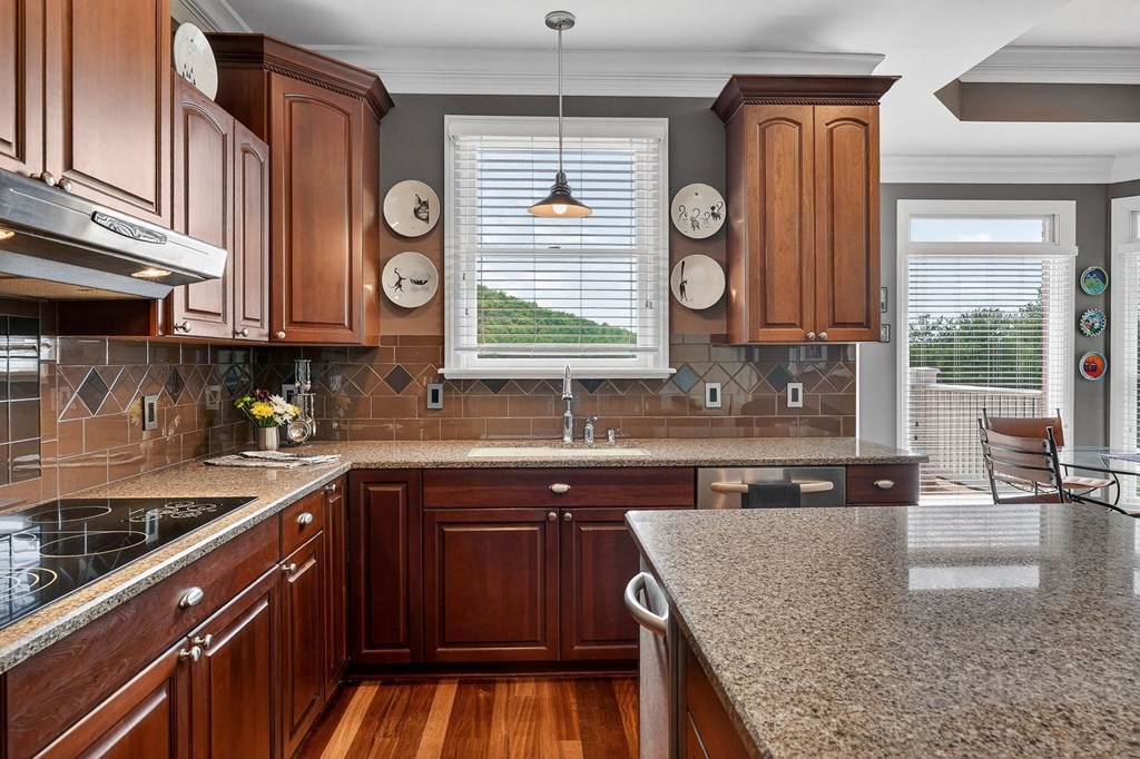 1651 N Plantation Drive Cookeville TN 38506