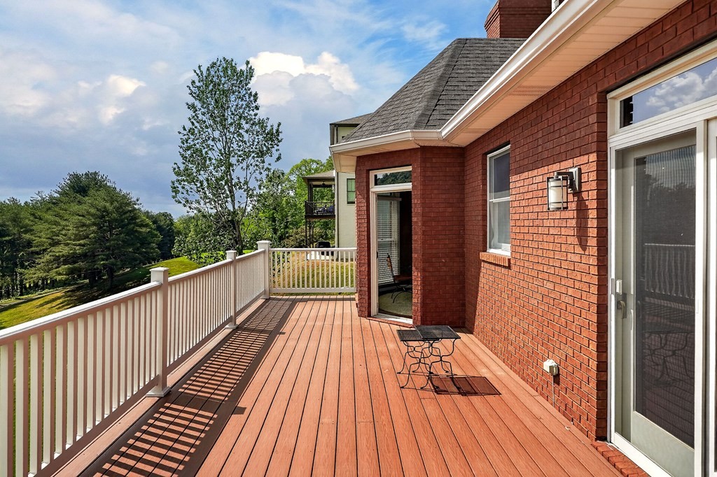 1651 N Plantation Drive Cookeville TN 38506