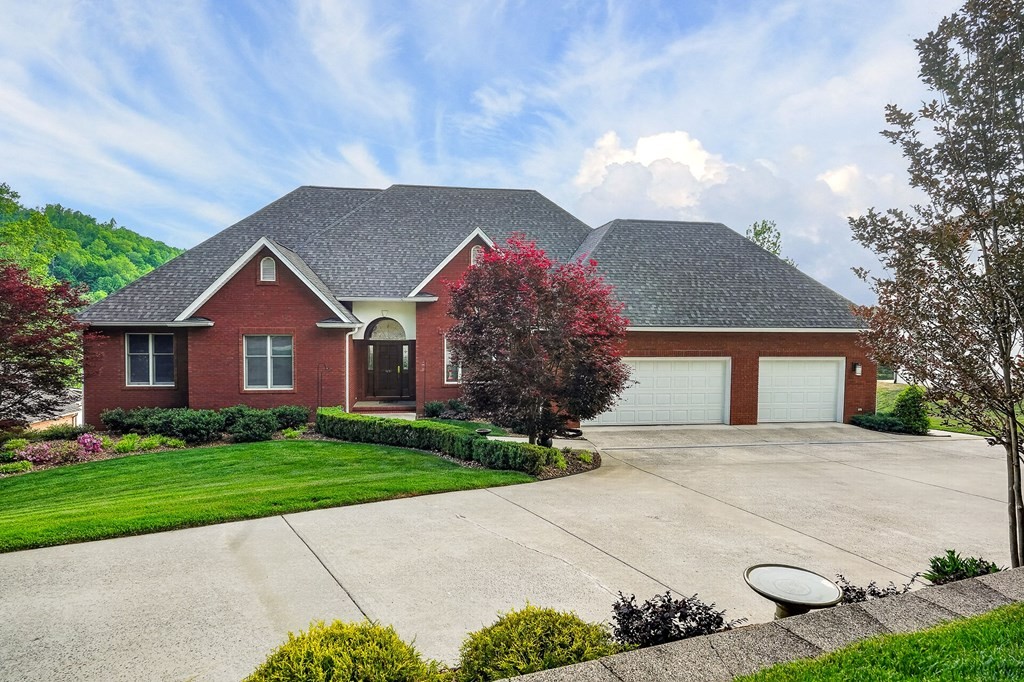 1651 N Plantation Drive Cookeville TN 38506