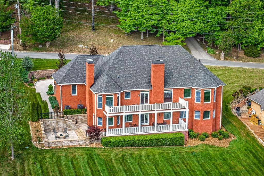 1651 N Plantation Drive Cookeville TN 38506