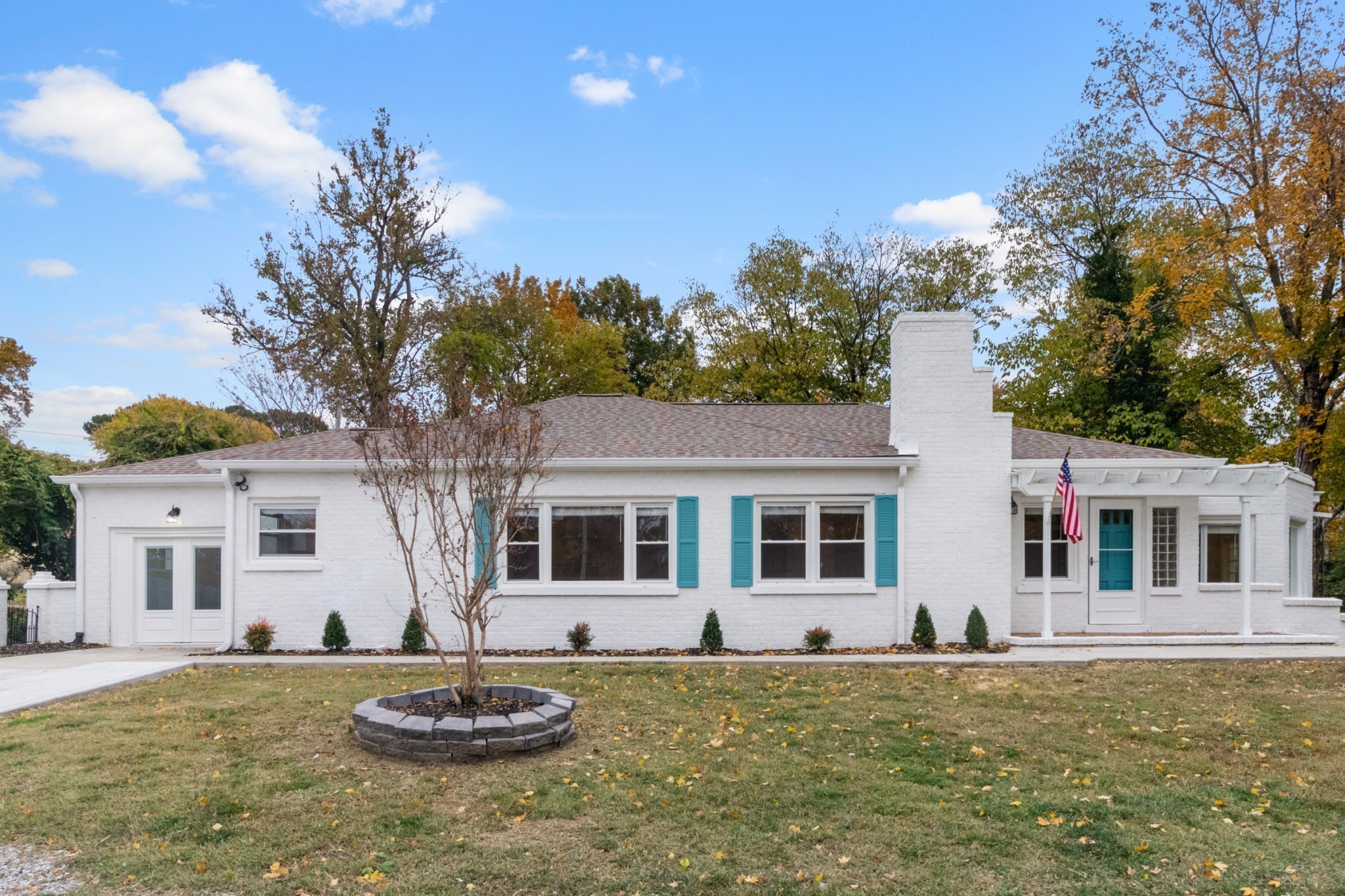 1215 Trotwood Avenue Columbia TN 38401