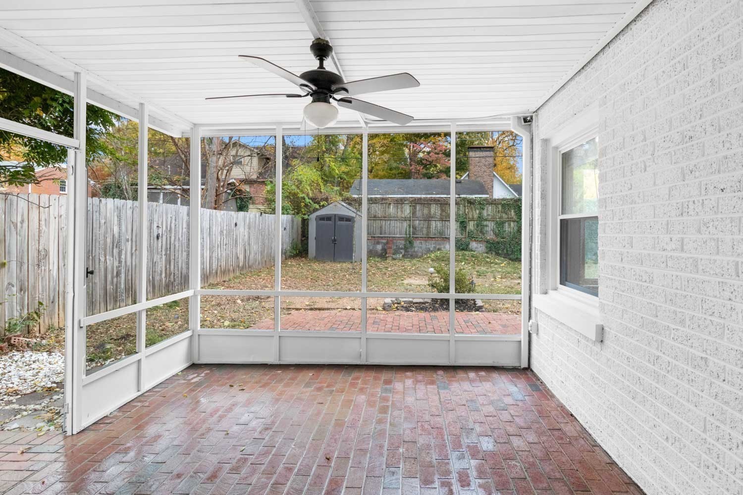 1215 Trotwood Avenue Columbia TN 38401