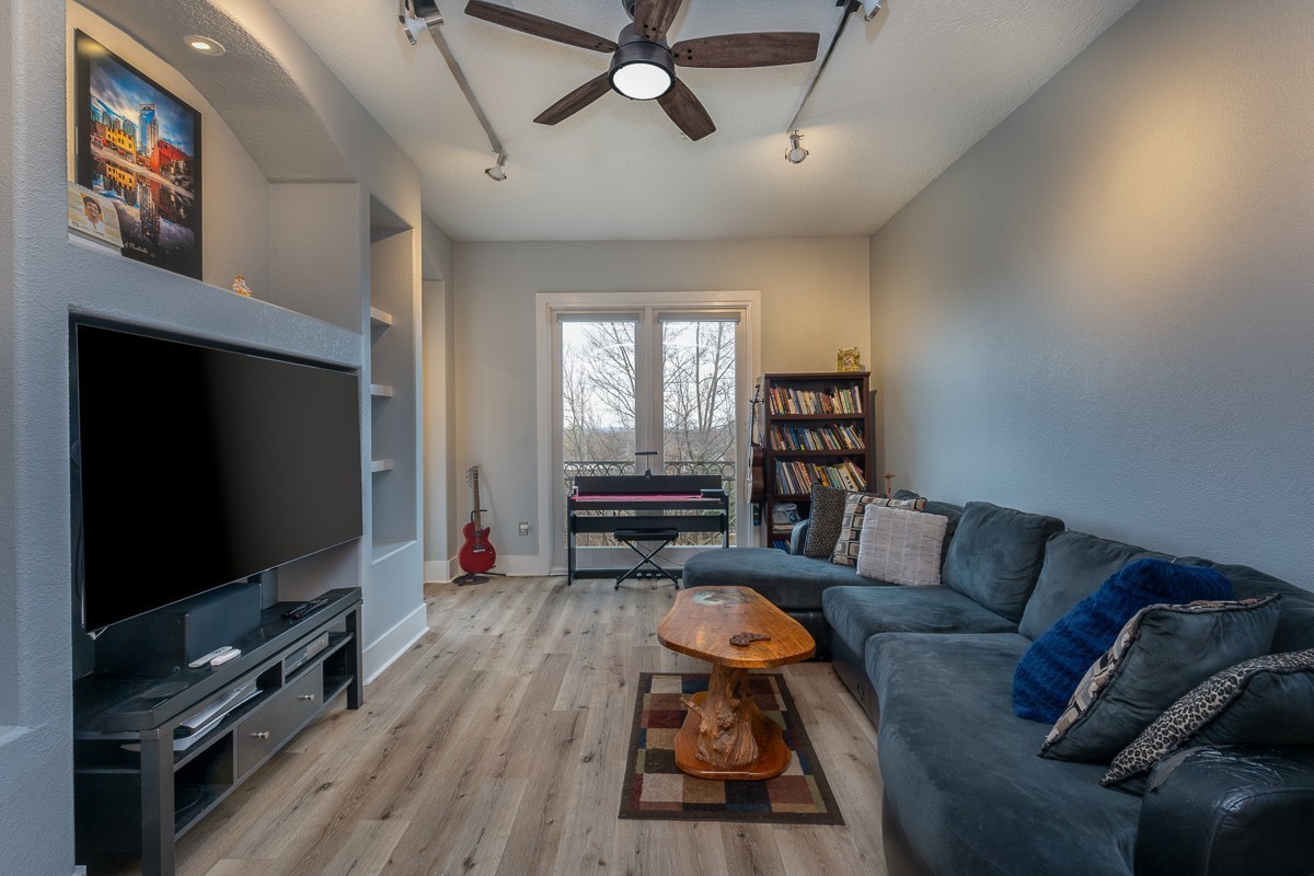 2600 Hillsboro Pike Nashville TN 37212