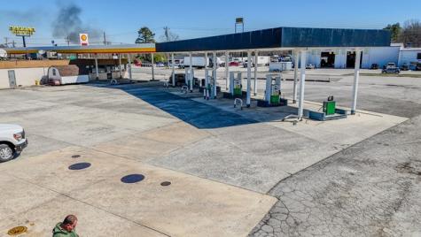 617 Woodbury Highway Manchester TN 37355