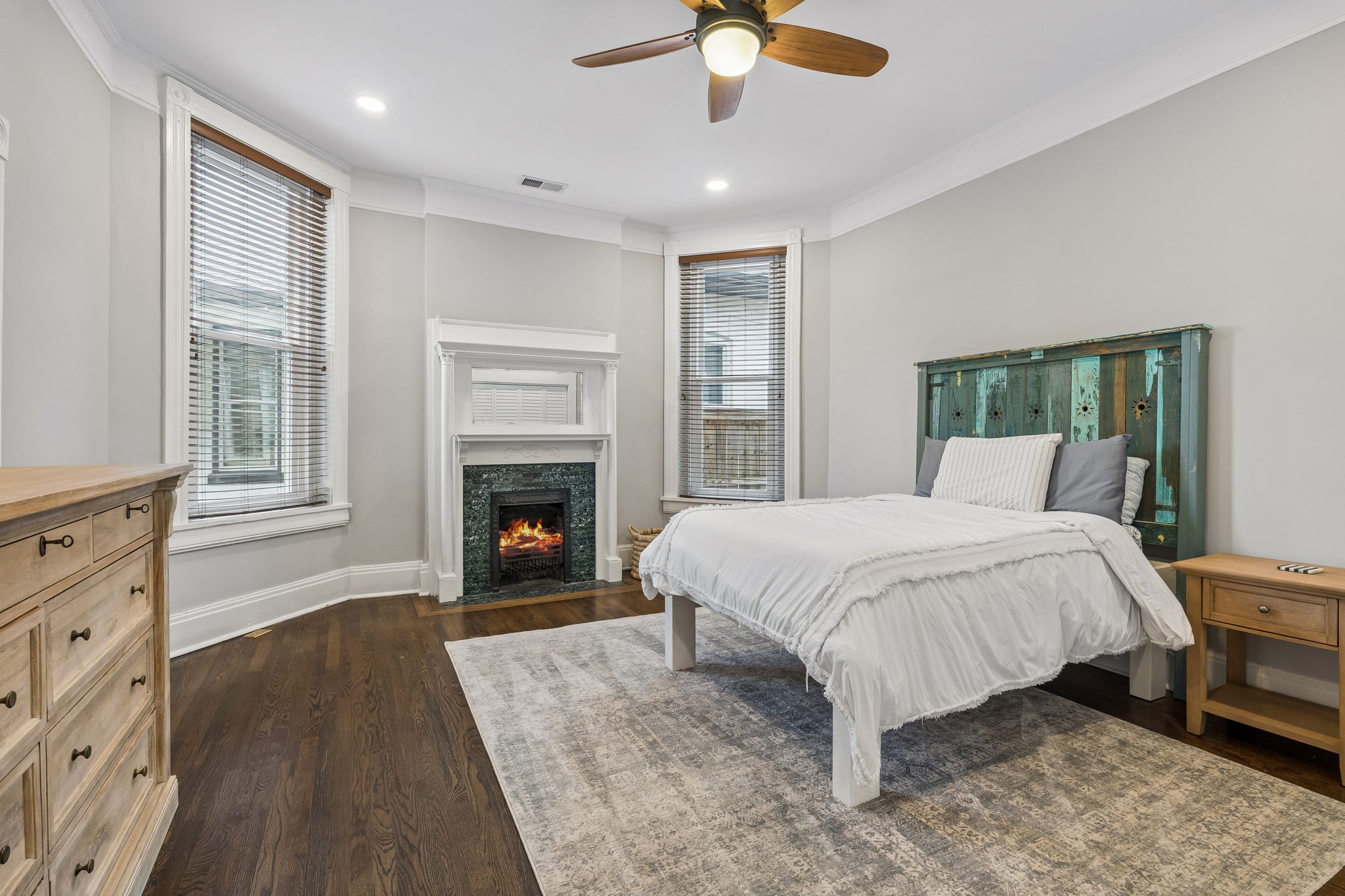 913 15th Ave, S Nashville TN 37212