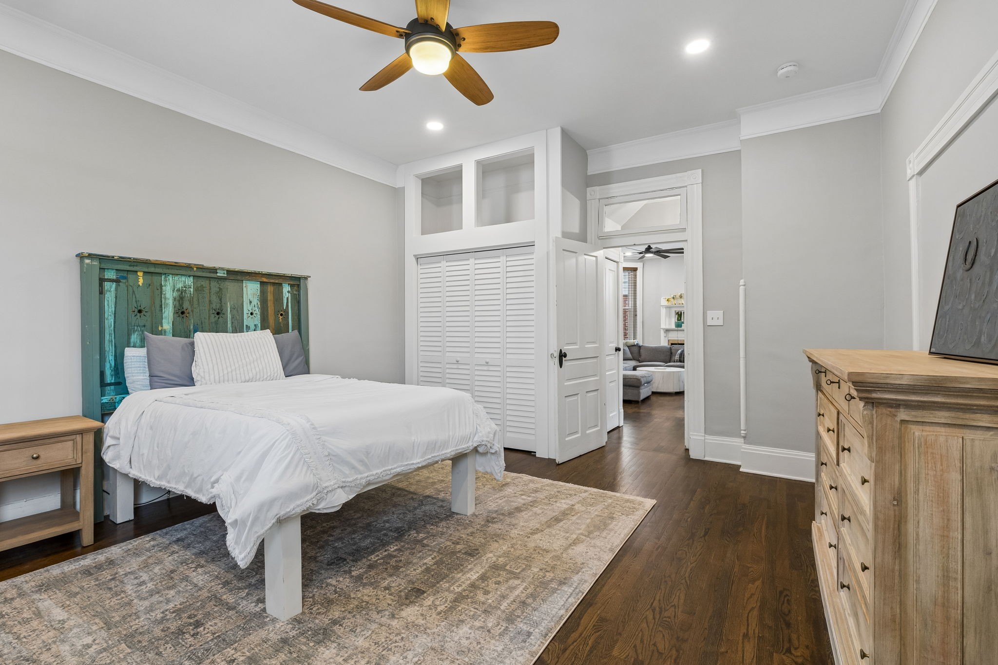 913 15th Ave, S Nashville TN 37212