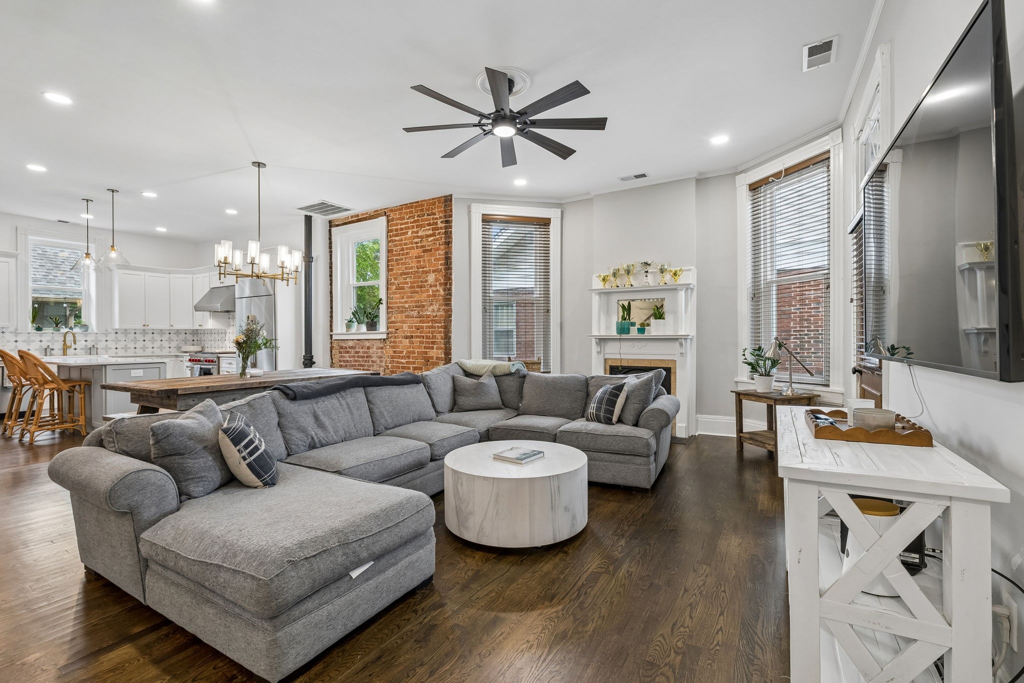 913 15th Ave, S Nashville TN 37212