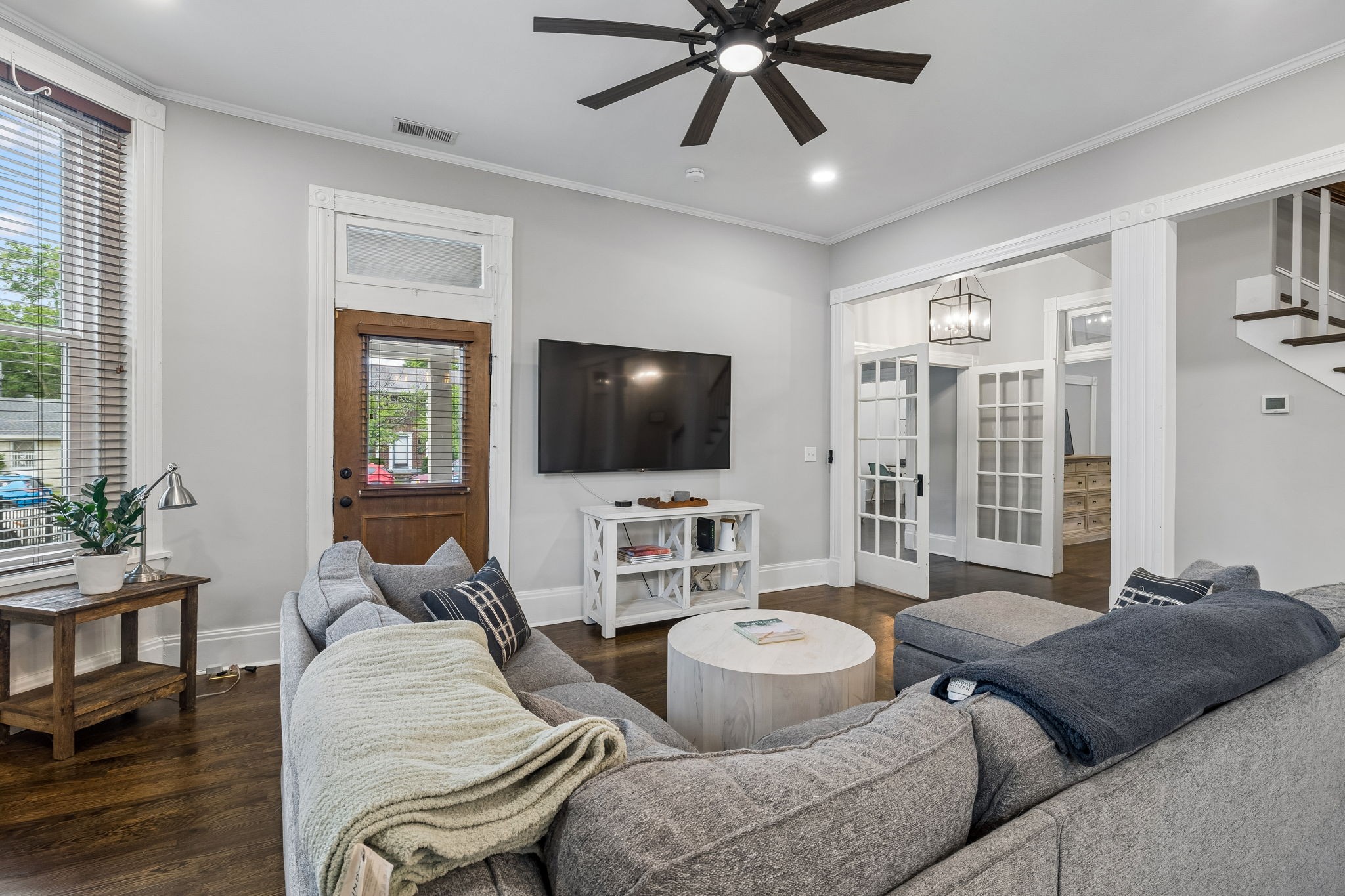 913 15th Ave, S Nashville TN 37212