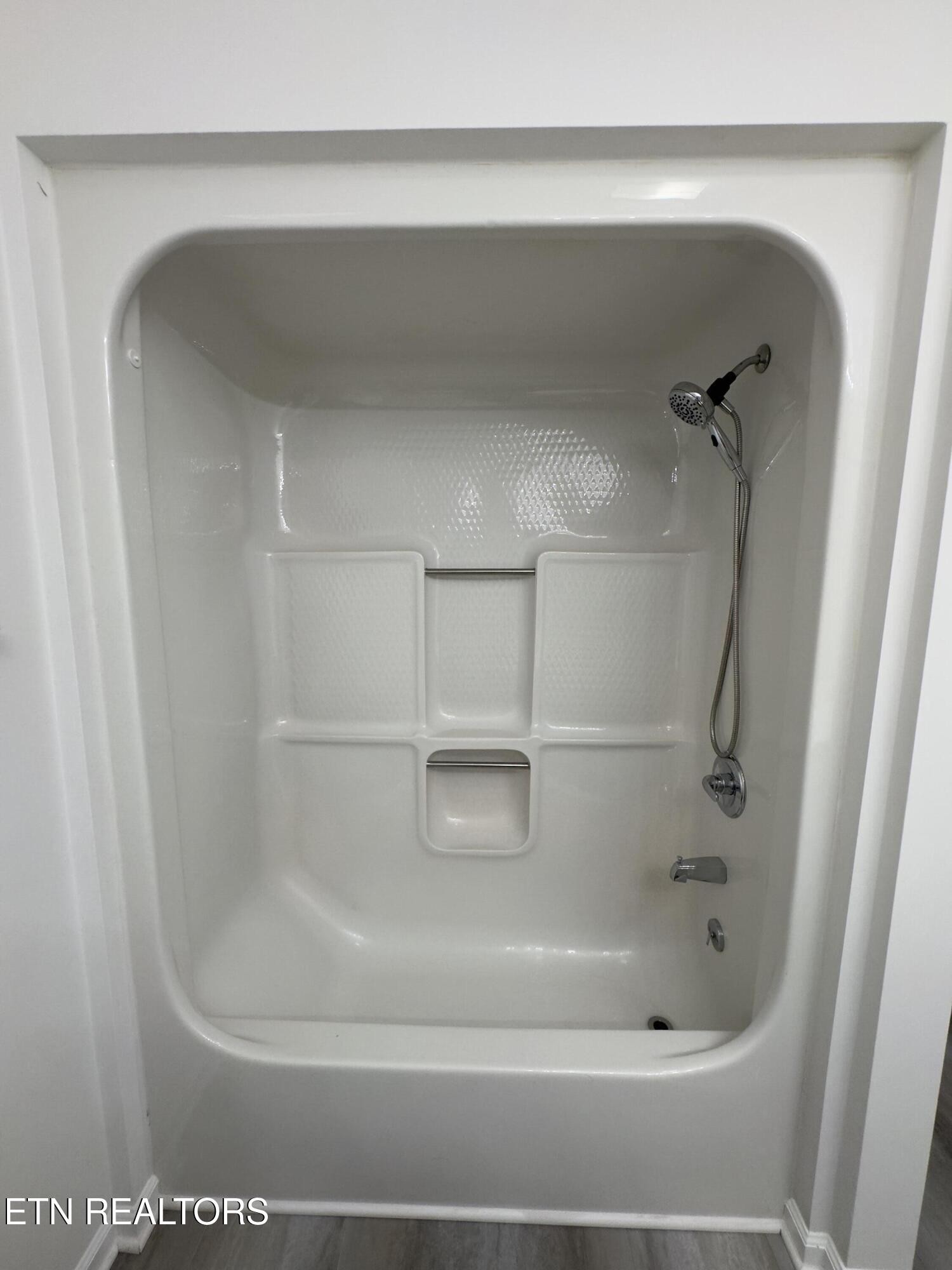 484 River Bend Drive Crossville TN 38555