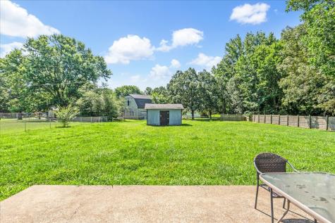 212 Valleywood Drive Dickson TN 37055