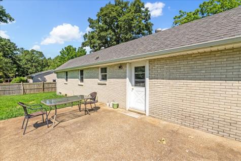 212 Valleywood Drive Dickson TN 37055