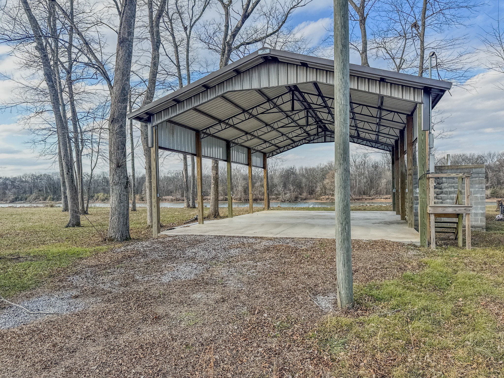 0 Colonel James Hardin Drive Clifton TN 38425