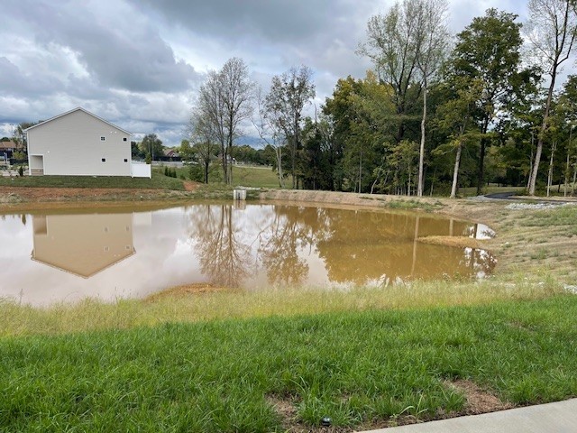 839 Big Bend Court White House TN 37188