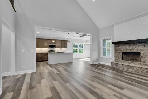 7 Oldfield Road Brush Creek TN 38547