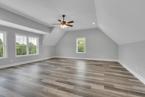 7 Oldfield Road Brush Creek TN 38547