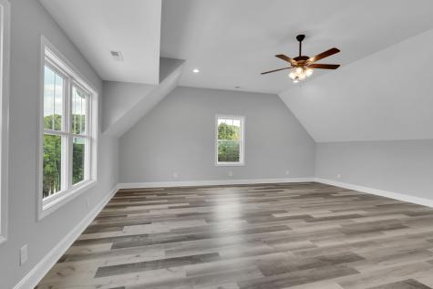 7 Oldfield Road Brush Creek TN 38547