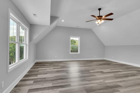 7 Oldfield Road Brush Creek TN 38547