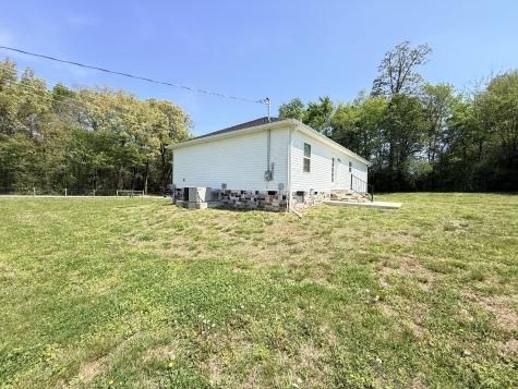 1113 Hurricane Road Tullahoma TN 37388