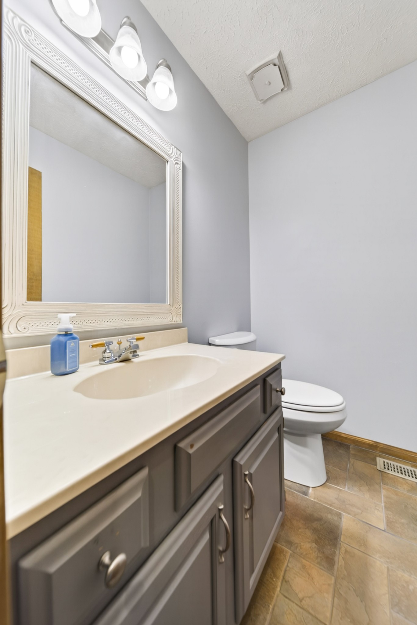 5 Wyndsor Court Hendersonville TN 37075